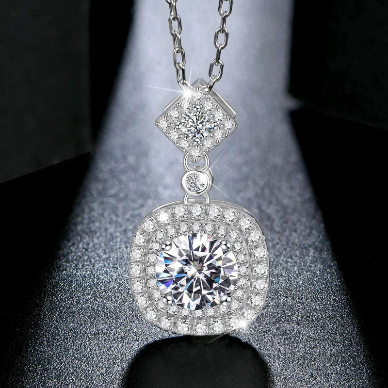 925 Sterling Silver 1ct 6.5mm D Moissanite Necklace